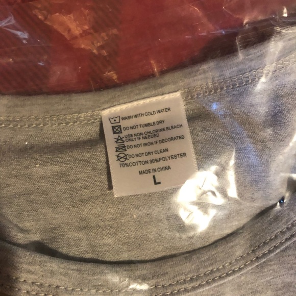 I’m dreaming of a white Christmas but if...tee. - Picture 5 of 8